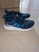 adidas Schuhe in der gr 39 Nordrhein-Westfalen - Petershagen Vorschau