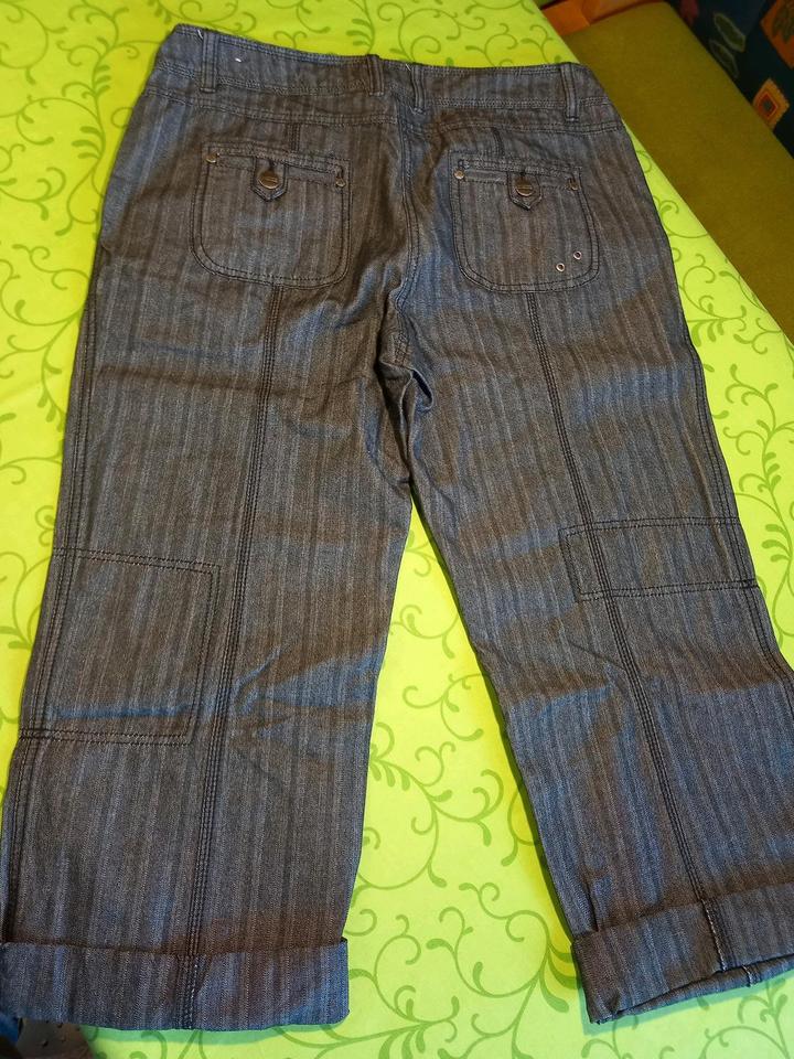 Street One Elly Gr. 42  Hose Bermuda Capri NEUWERTIG in Altheim (bei Riedlingen)