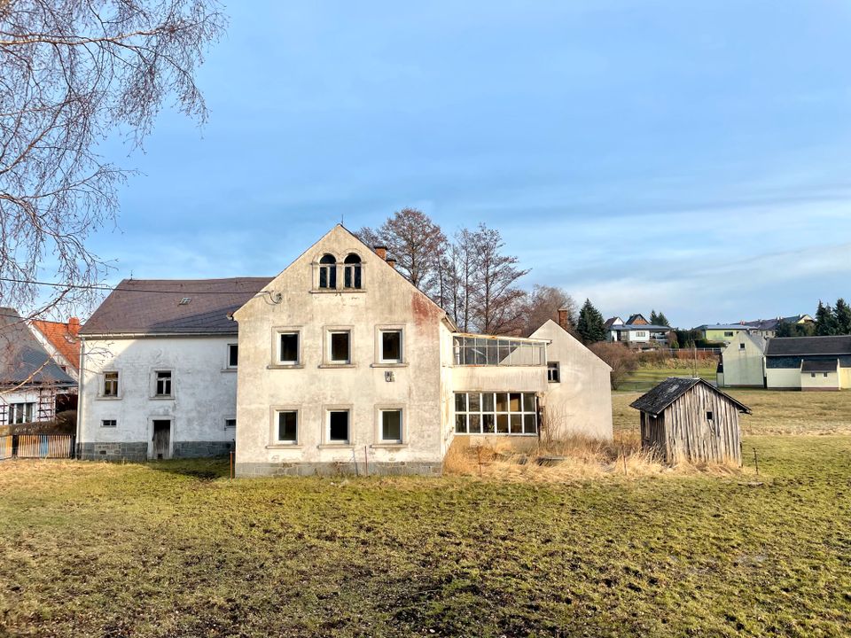 Baugenehmigung für Umbau zum Mehrfamilienhaus mit vier Einheiten, zwei Garagen und Dachterrasse! in Pulsnitz