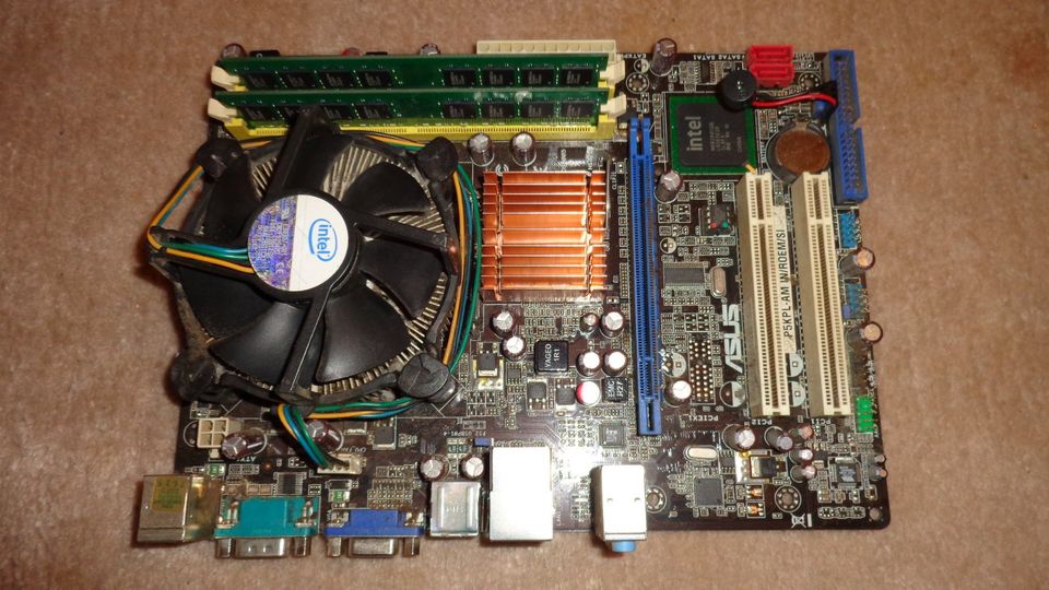 ASUS PC Mainboard P5KPL-AM in Reutlingen