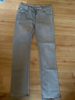 Jeanshose Jeans Mädchen C&A Gr. 158 Hessen - Rosbach (v d Höhe) Vorschau