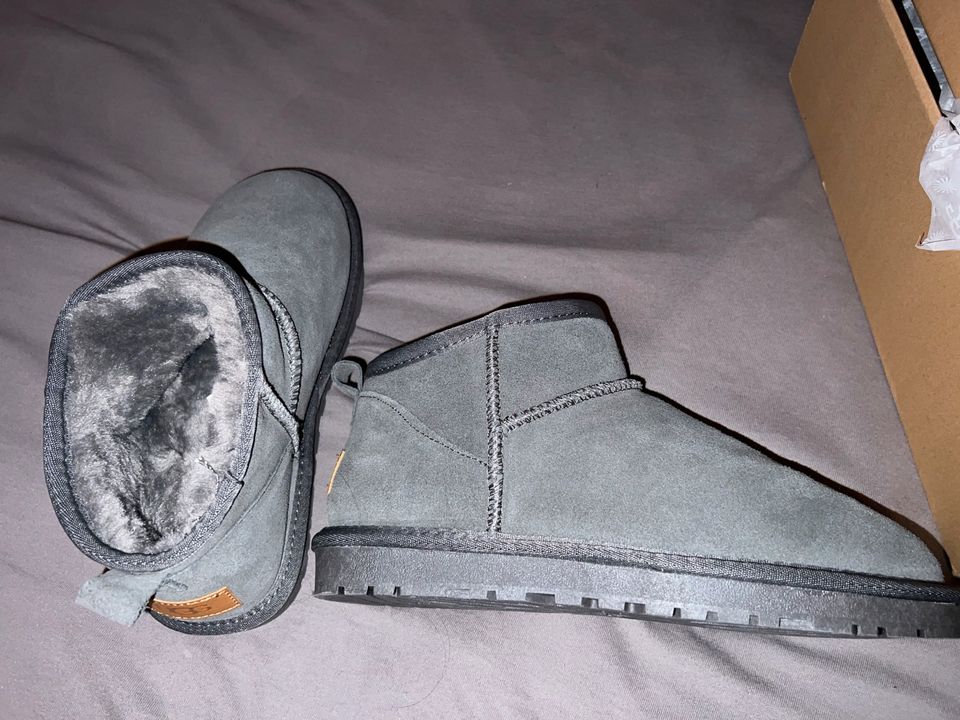 UGG Schuhe in Duisburg