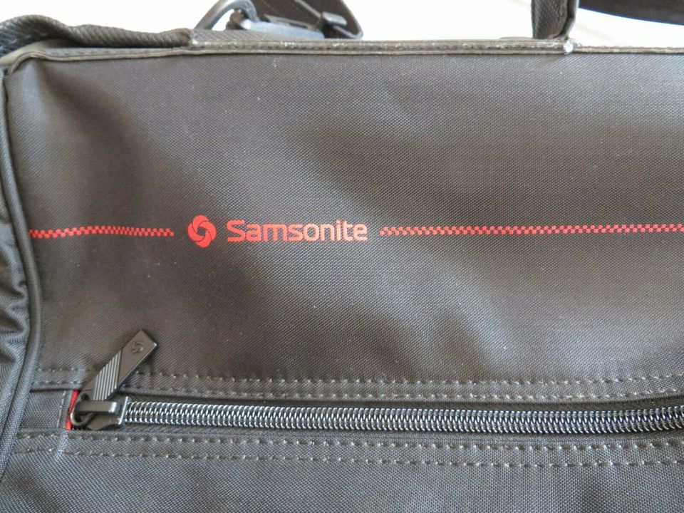 Samsonite Kleider-Reisesack vivid black Business in Hohenbrunn