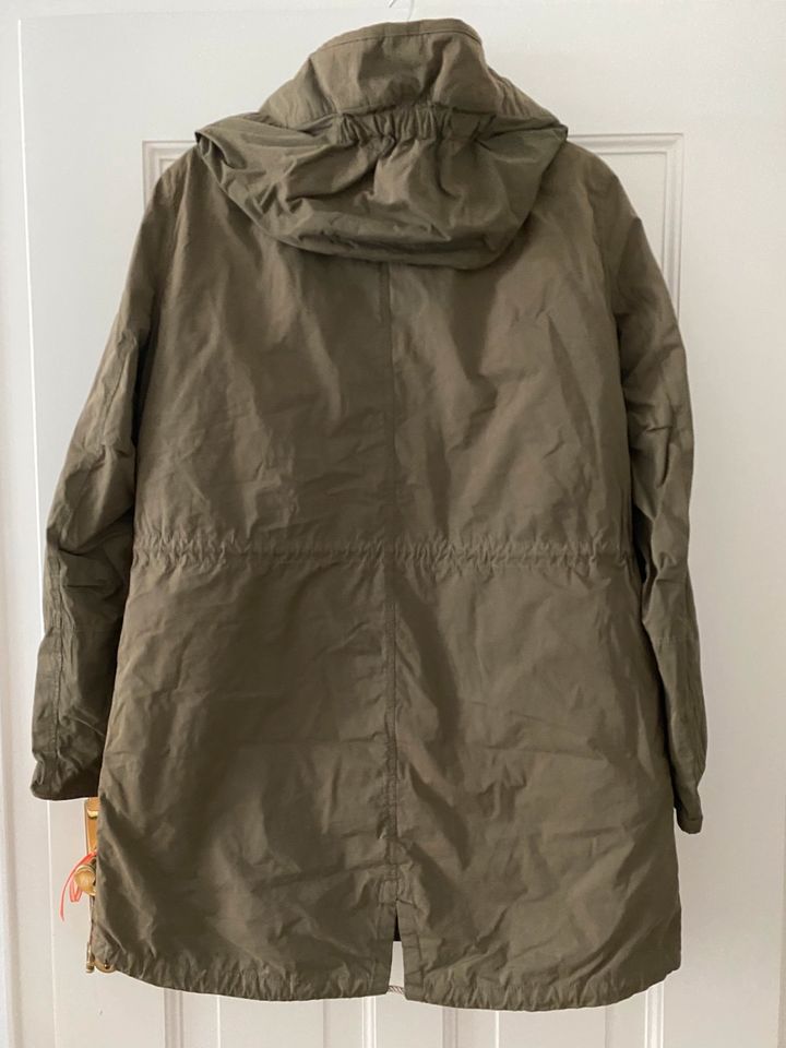 Parka Mantel Khaki Grün Daune Peuterey Gr. 42 (IT50) in München