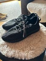 Yeezy Boost 350 Pirate Black Sneaker 43 1/3 Schleswig-Holstein - Lübeck Vorschau