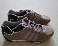 Adidas Sneaker Khaki 2x getragen Niedersachsen - Gehrden Vorschau