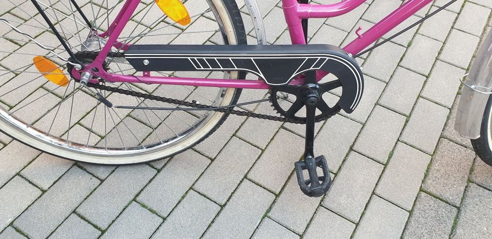 Schönes Damenfahrrad, CLASSIC, 26 Zoll in Büdelsdorf