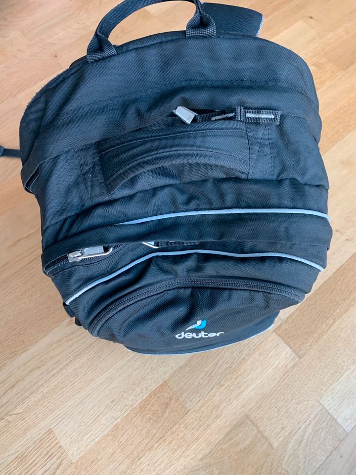 Deuter Schulrucksack Modell Ypsilon in Berlin