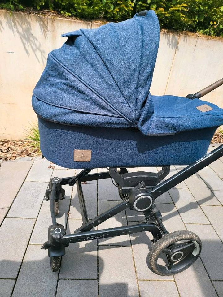 Hartan Xperia GTX Bellybutton 2-in-1 Kinderwagen mit Zubehör in Oestrich-Winkel