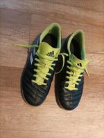 Adidas Hallenschuhe copaletto gr 42 8.5 Schleswig-Holstein - Vogelsang-Grünholz Vorschau