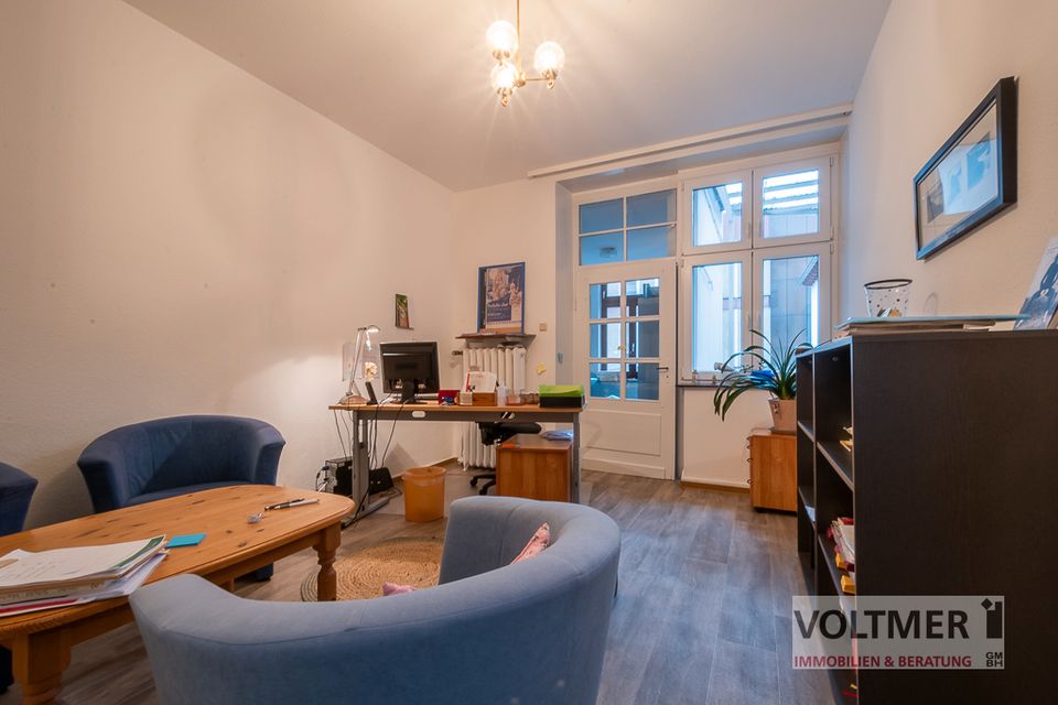 ARBEITEN UND WOHNEN - Wohnung mit Balkon und angrenzendem Ladenlokal in Neunkirchen! in Neunkirchen