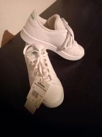 VERKAUFE NAGELNEUE ADIDAS SCHUHE/SNEAKER! Nordrhein-Westfalen - Paderborn Vorschau