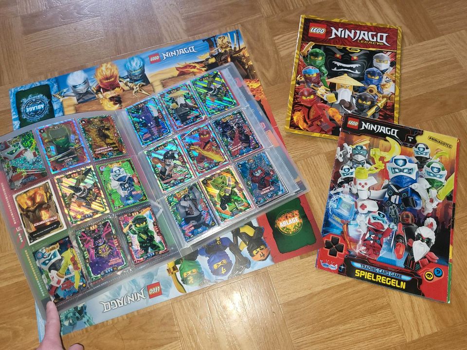 Lego Ninjago Lexikon und Sammelkarten in Bleialf 