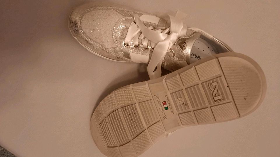 Original italienische Nero Giardini Sneaker Gr. 38 – neuwertig in Göttingen