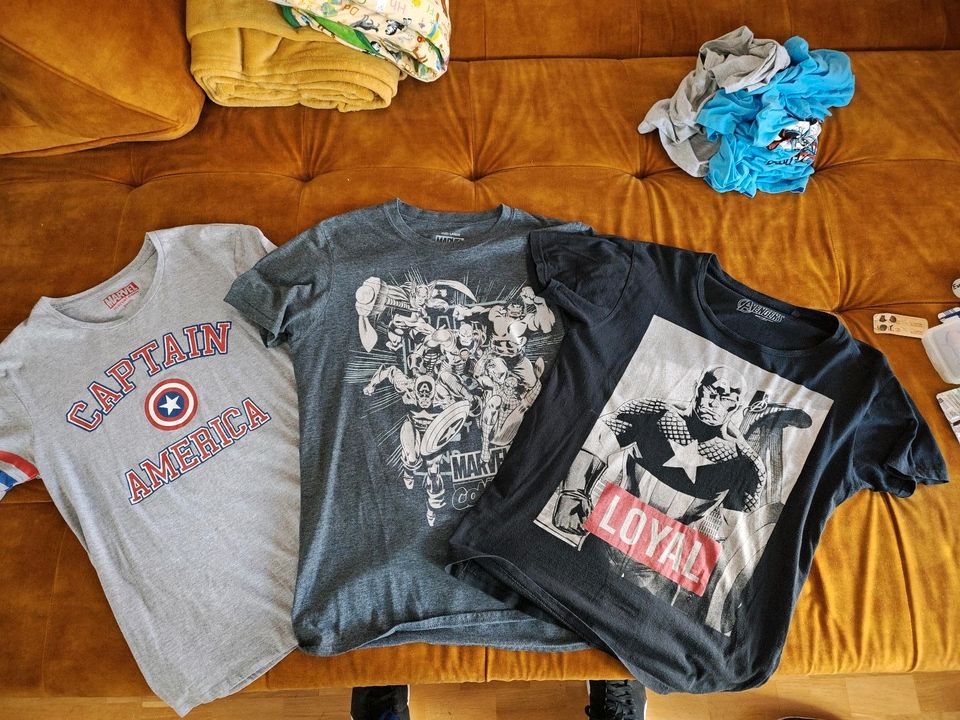 15 Marvel T+Shirts M/L Iron Man Captain America in Braunschweig
