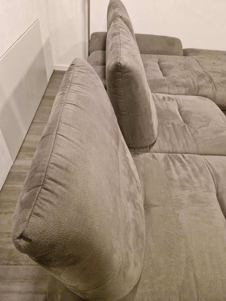 Couch grau 280cm x 175cm in Mömbris