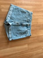 Jeans kurze Hose  Gr 32 H&M Nordrhein-Westfalen - Herford Vorschau