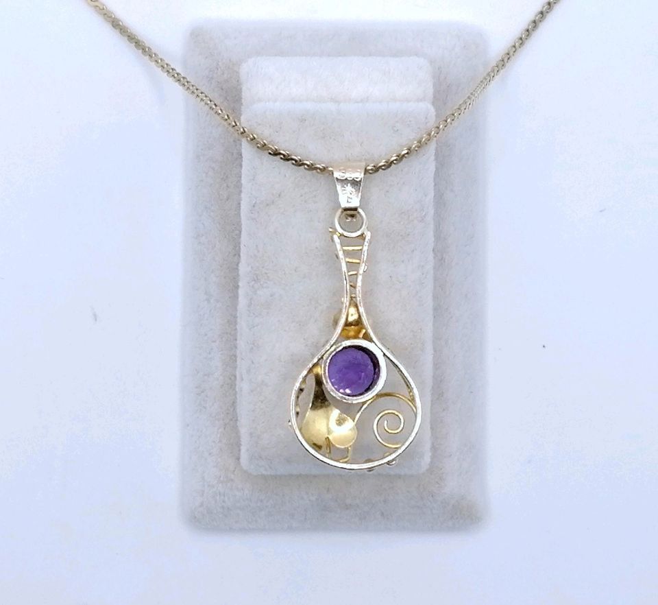 Neuwertige Gold Halskette mit Amethyst Anhänger, 333er Goldkette in Berlin