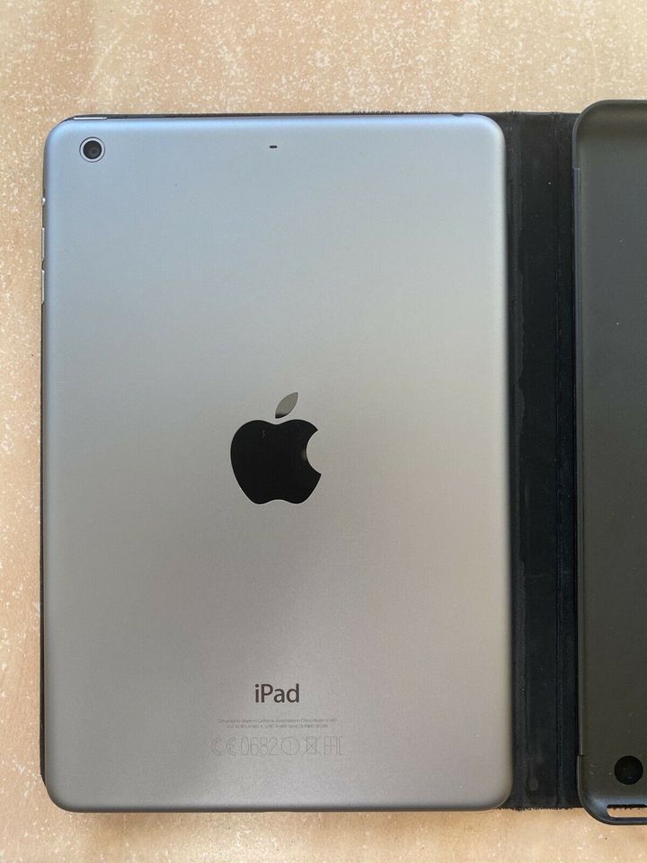 APPLE iPad Mini 2 Retina 32 GB, Spacegrau, einwandfrei in Berlin