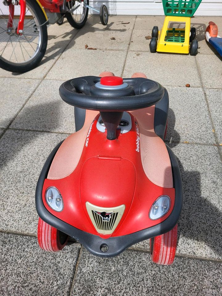 BOBBY CAR mit LED-Licht und Geräuschen in Nördlingen