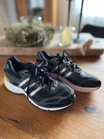 Adidas Laufschuh Glide 5 UK 5 Gr. 37,5 Neuwertig Hessen - Neukirchen Vorschau