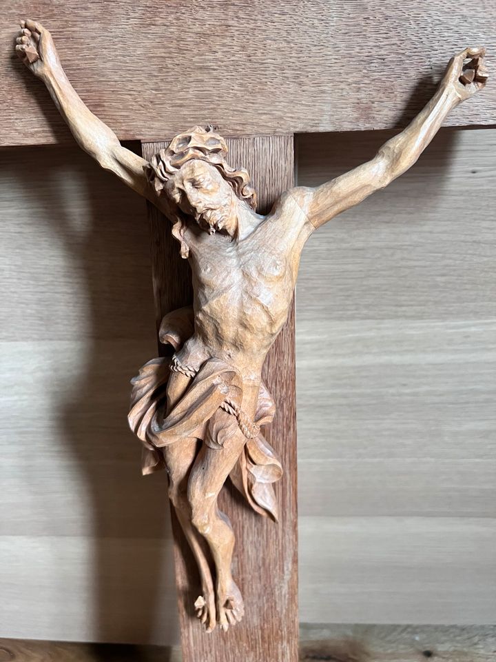 Bildhauerei Jesus am Kreuz in Sonthofen