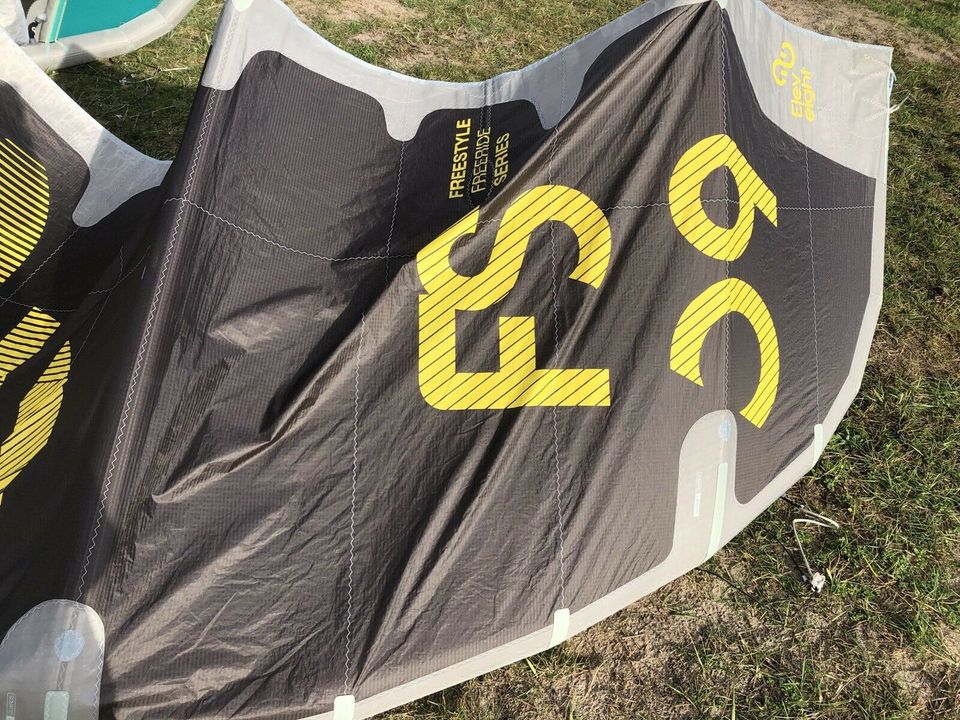 Eleveight FS 2019 Freestyle Kiteset 9 + 12 inkl Bar -45% Privatverkauf in Mönchgut, Ostseebad