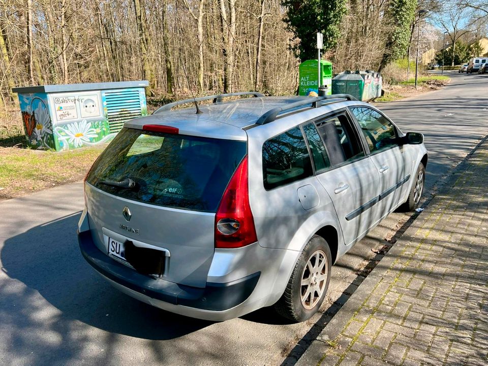 Renault Megane Gradtour 1.4 TÜV ohne Mängel vieles erneuert in Troisdorf