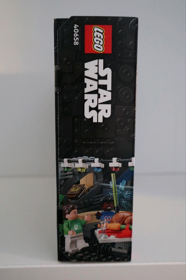 LEGO - Star Wars 40658 Millennium Falcon – Weihnachtsdiorama NEU in Geiselberg