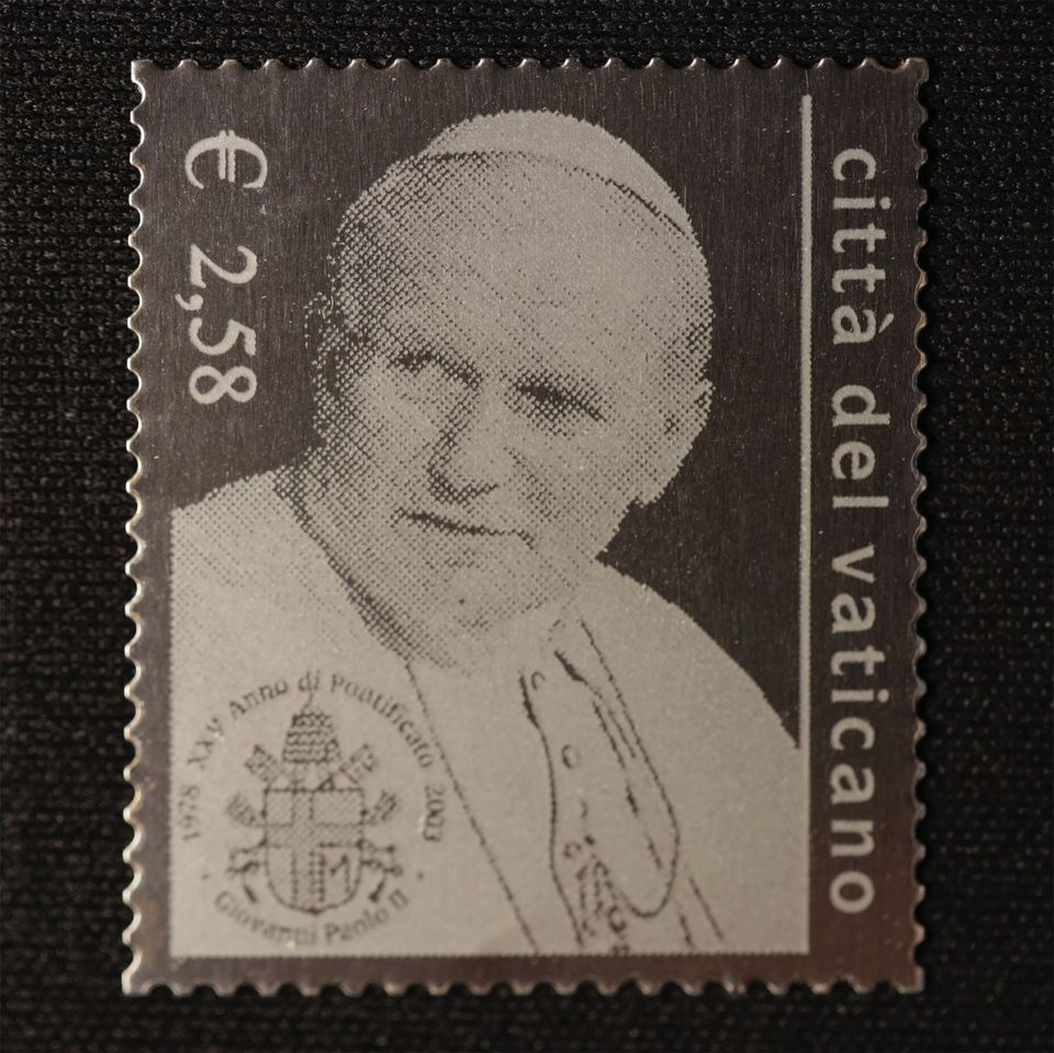 8 Briefmarken: Papst Johannes Paul II (Silber) in Hamburg