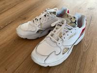 Adidas Sneaker mit Schlangenmuster Niedersachsen - Lüneburg Vorschau