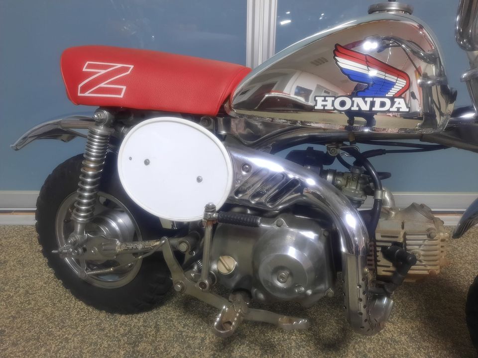 Honda Monkey 1986 Z50 RD Christmas Special in Zirndorf