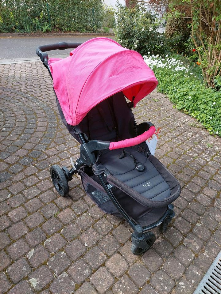 Römer Britax B-Motion Plus Kinderwagen in Roßdorf