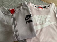 Nike* Jacke & T-Shirt Niedersachsen - Westoverledingen Vorschau