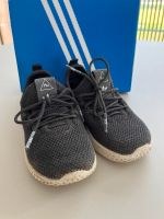 Adidas Pharrell Williams Sneaker Kinder Kids EU22 Schuhe Bayern - Weihmichl Vorschau