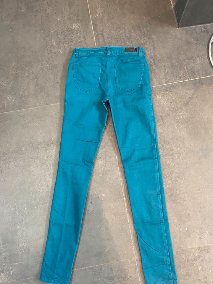 Vero Moda Jeans Gr. 29/34 wie neu in Mönchengladbach