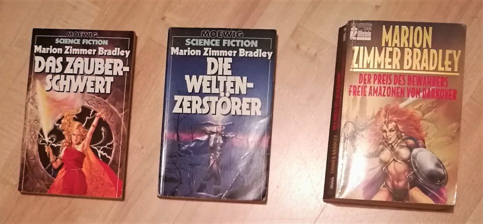 Marion Zimmer Bradley: Science Fiction Amazonen Zauberschwert in Marktbreit