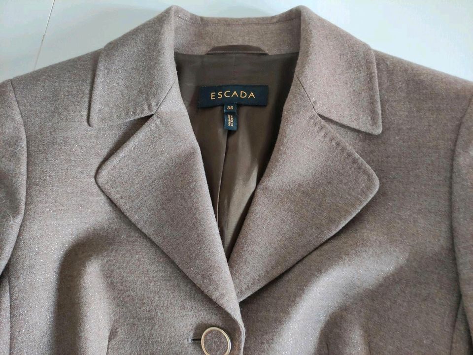 Blazer von Escada in Gersthofen