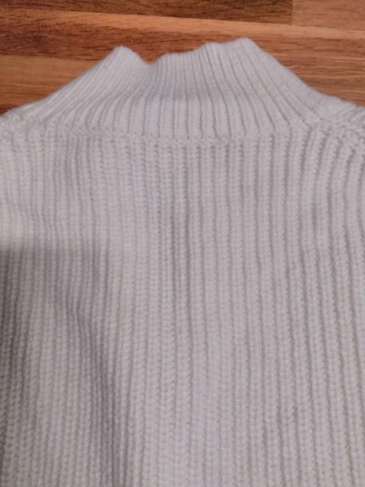 Dicker Pullover von Hugo Boss in Pirk