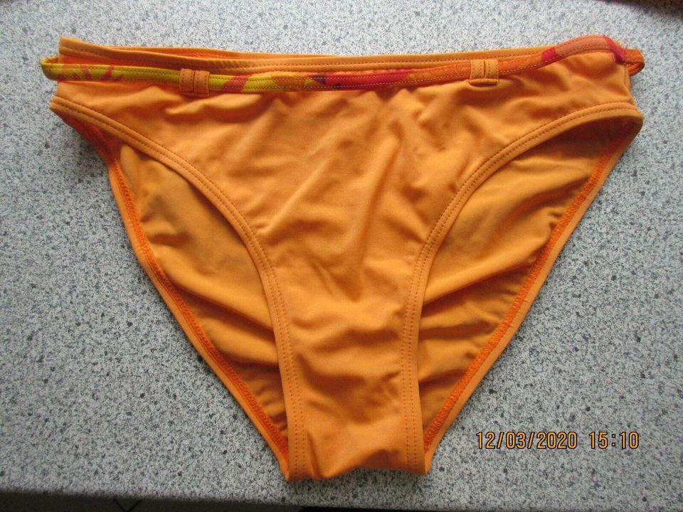Bikini Set orange/gelb/rot Gr. 38 NEU Infinity woman in Mörfelden-Walldorf