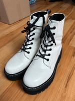 Weiße Boots Größe 38 Berlin - Wilmersdorf Vorschau