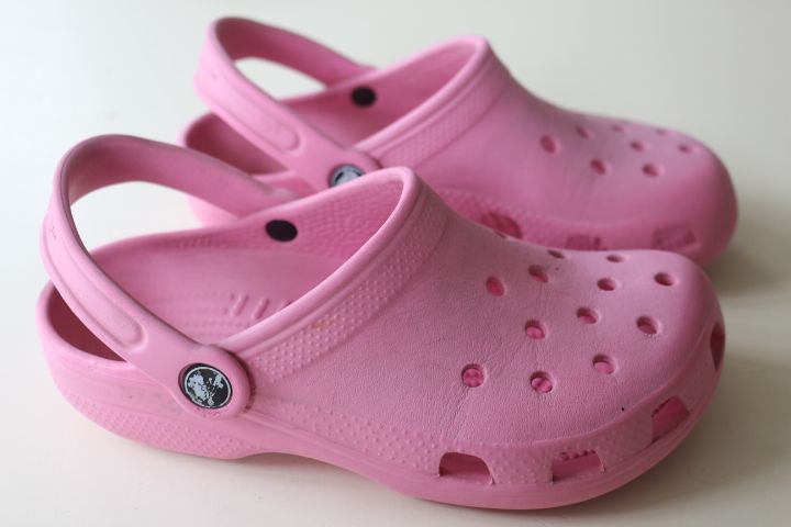 CROCS ★ Kids classic rosa 33/34 M2 W4 Clog Sandalen in Rellingen