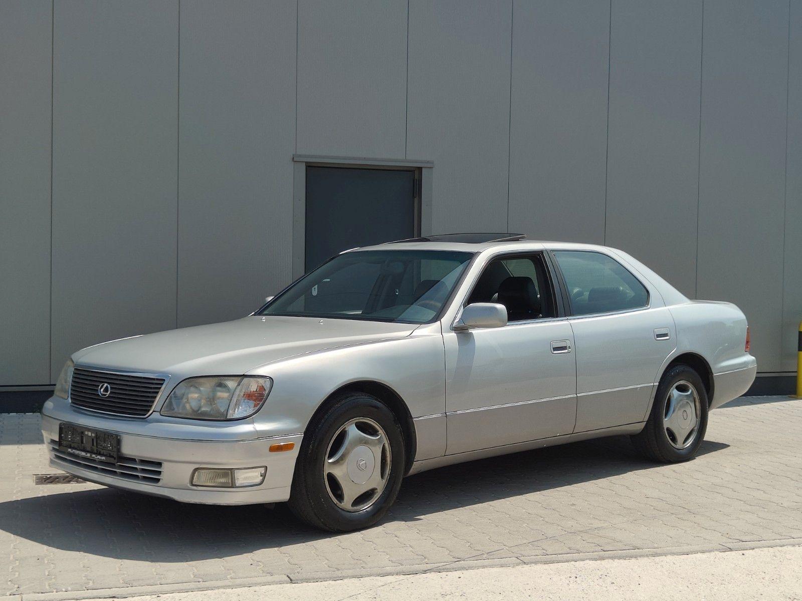 Abbildung des Autos Lexus LS 400 4.0 V8 Auto…