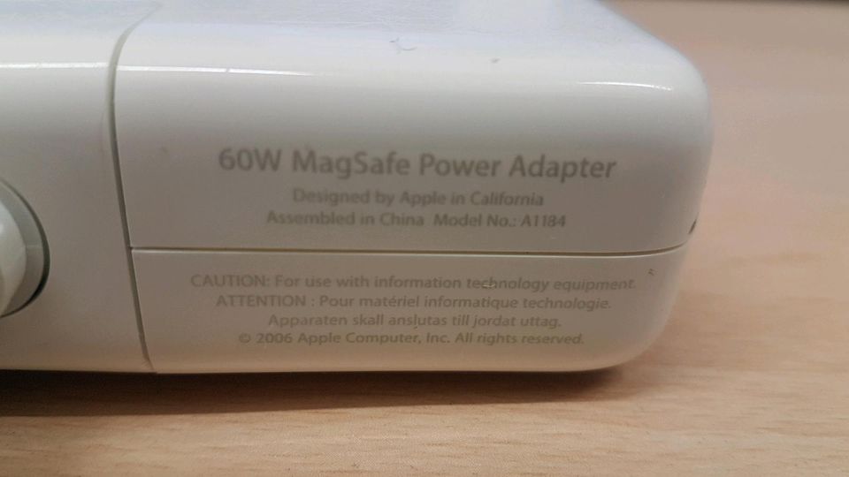 Apple 60W MagSave Power Adapter - Netzteil - magnetischer St. in Heidelberg
