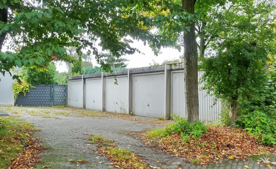 Bungalow mit Pool und Garage auf EP-Grund in Alt-Marl - Sanierungsbedarf in Marl