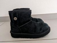 UGG Stiefel Größe 32,5 schwarz Baden-Württemberg - Blaustein Vorschau