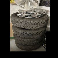 Winterreifen mit Felgen (4 Stück)Michelin 205/60 R16 VW T-Roc usw Nordrhein-Westfalen - Soest Vorschau