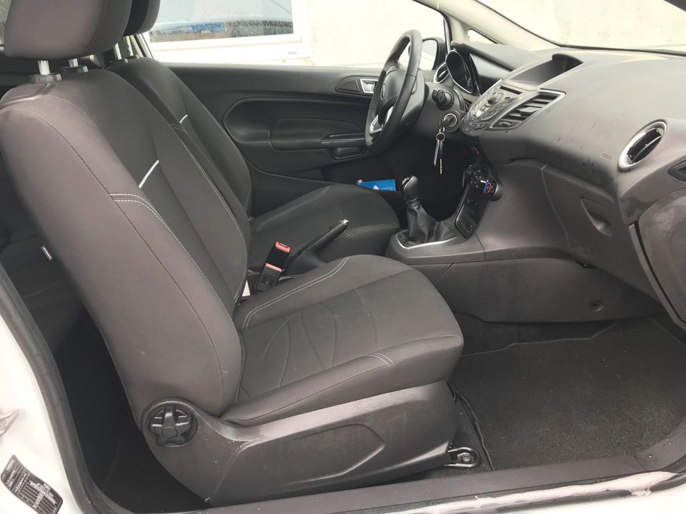 Ford Fiesta 1.25 SYNC Edition WEISS  Sitzheizung 2014  Garantie in Hamminkeln