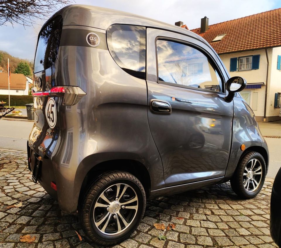 Microcar Kabinenroller Mopedauto 45 Lithium Akku entnehmbar Mofa in Nürnberg (Mittelfr)