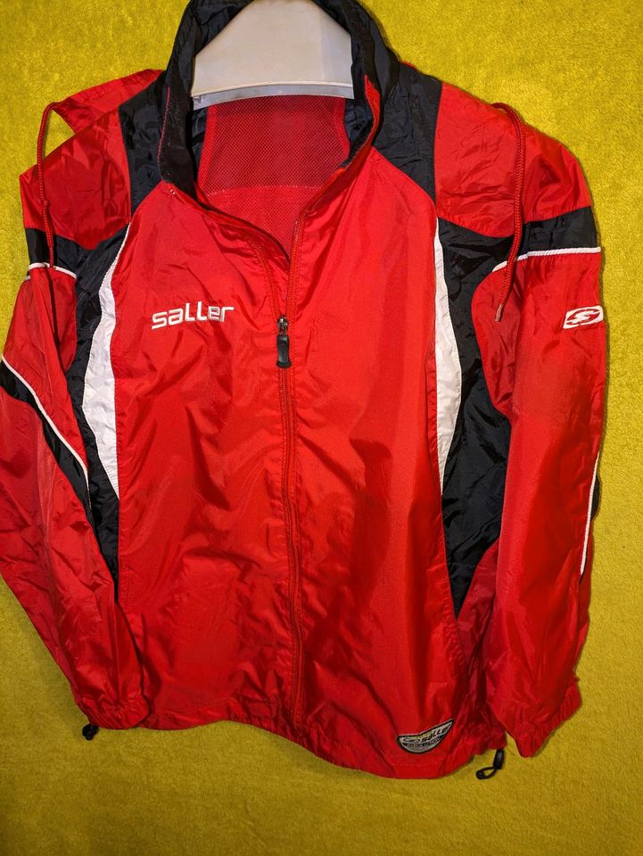 Saller Trainingsjacke/ Windjacke Größe 164 in Sondershausen